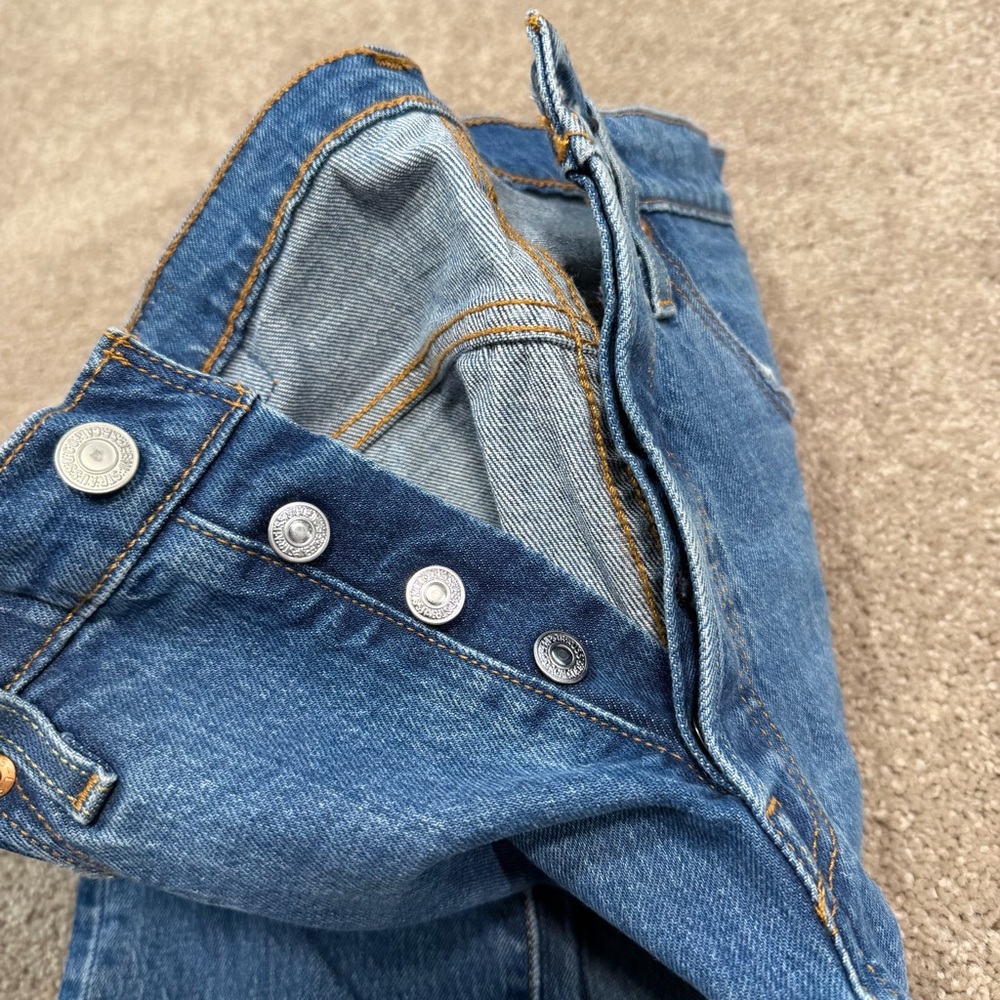 Levi's Men's 501 Skinny Fit Blue Denim Jeans - Picture 2 of 5